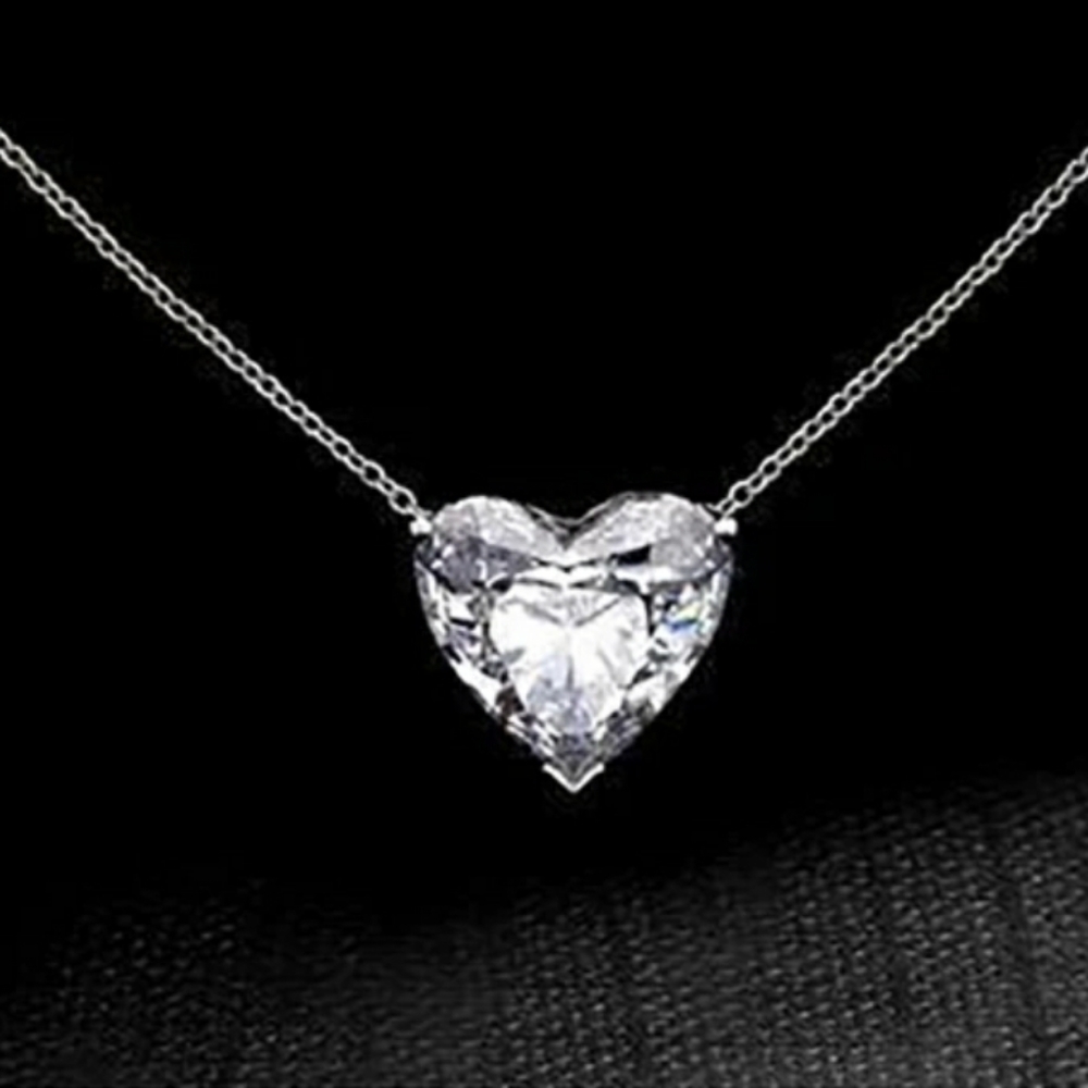 New Love Heart Necklace - Picture 3 of 5